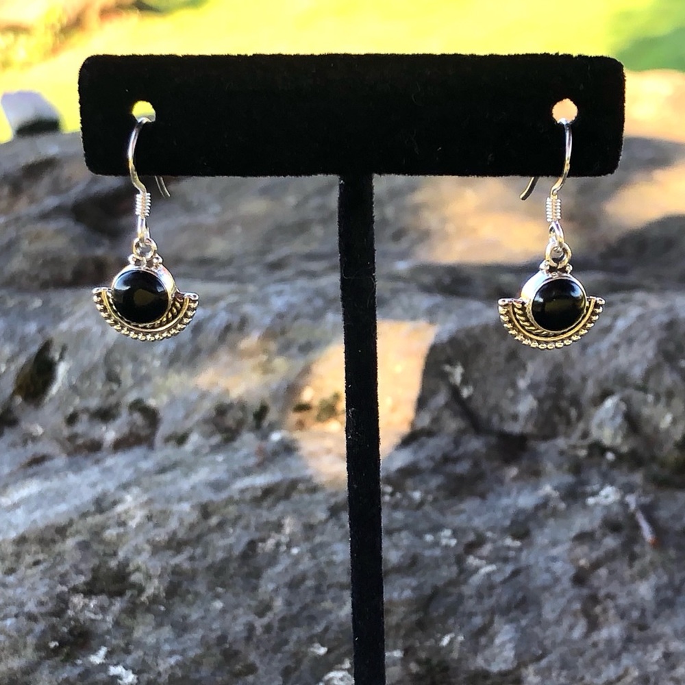 SOLD Onyx Earrings - Picture 3 of 8